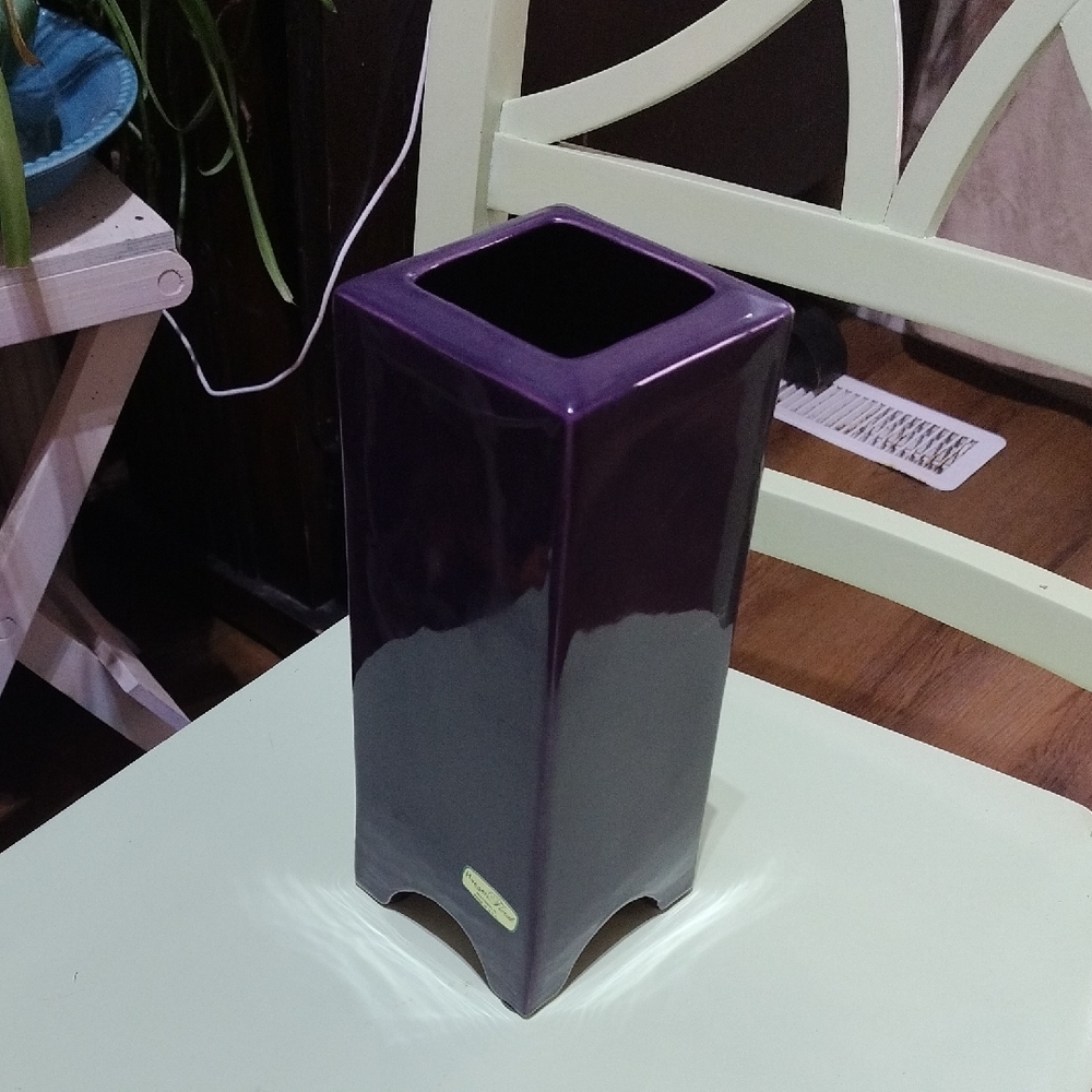 Haeger Elegant Purple Ceramic Rectangular Vase. Housecshelf4